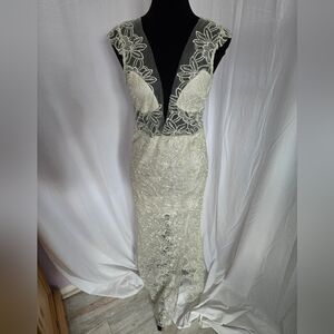 Cream Plunge Neck Cap Sleeve Backless Gown